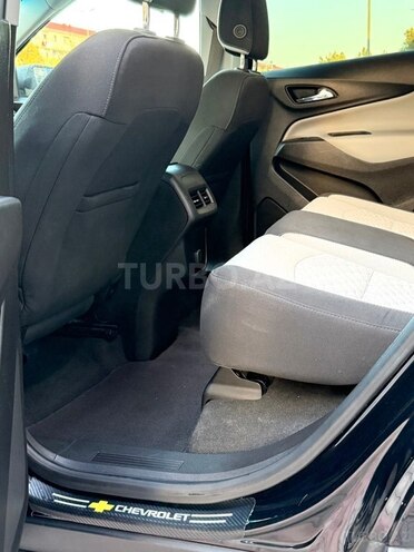 Chevrolet Equinox-8