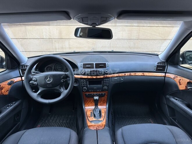 Mercedes E 220-14