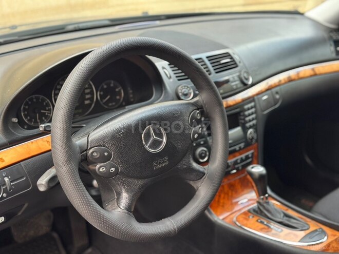 Mercedes E 220-15