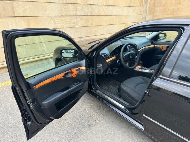 Mercedes E 220-16