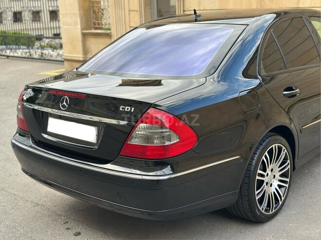 Mercedes E 220-7
