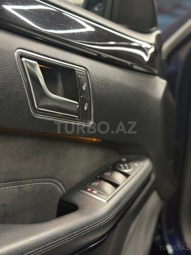 Mercedes E 200-8