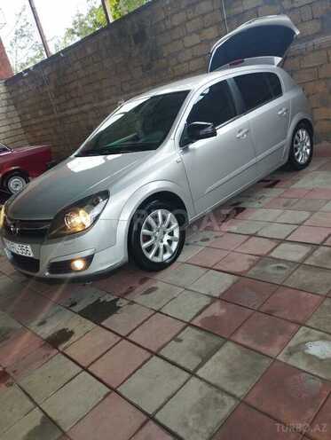 Opel Astra-2