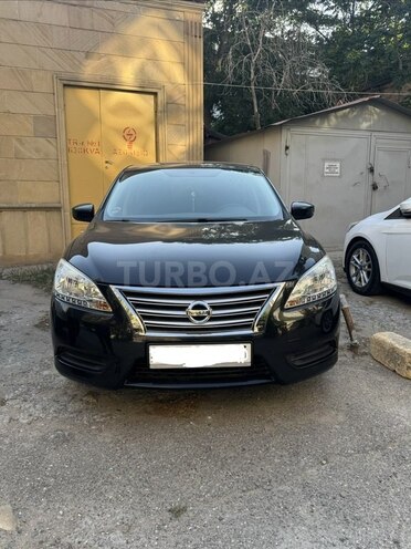 Nissan Sentra-1