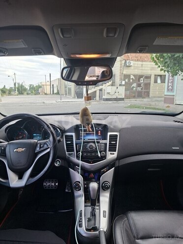 Chevrolet Cruze-3