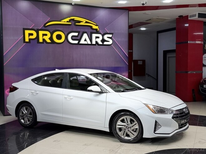 Hyundai Elantra-7