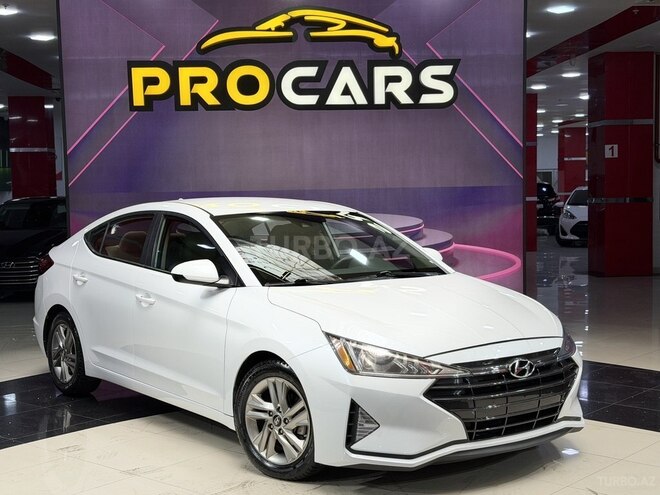 Hyundai Elantra-2