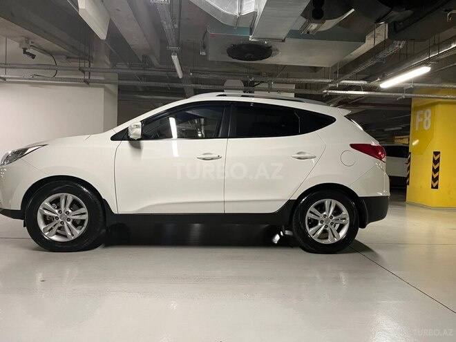 Hyundai ix35-4