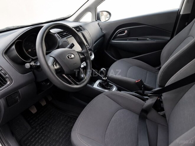 Kia Rio-3