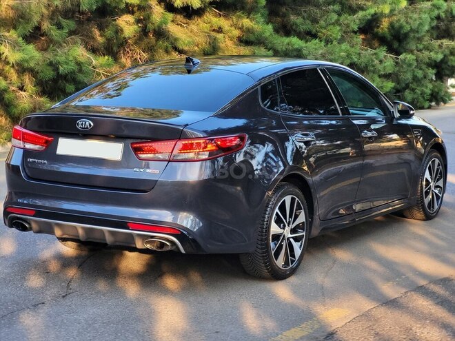 Kia Optima-6