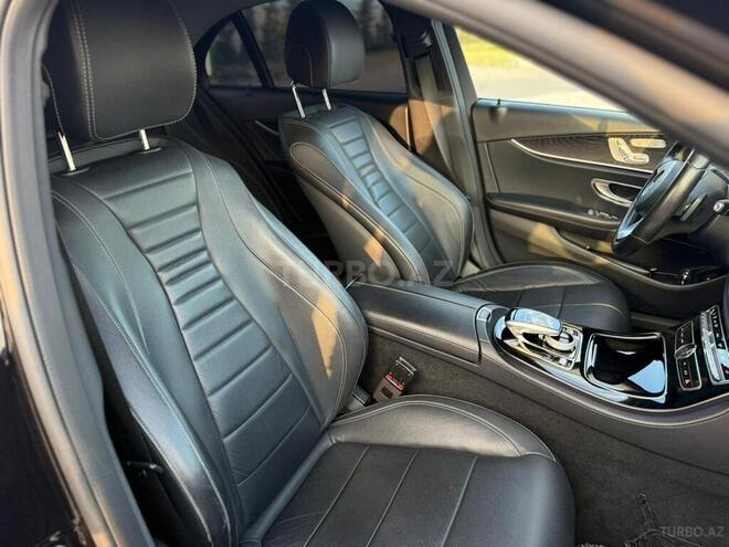 Mercedes E 220 d-13
