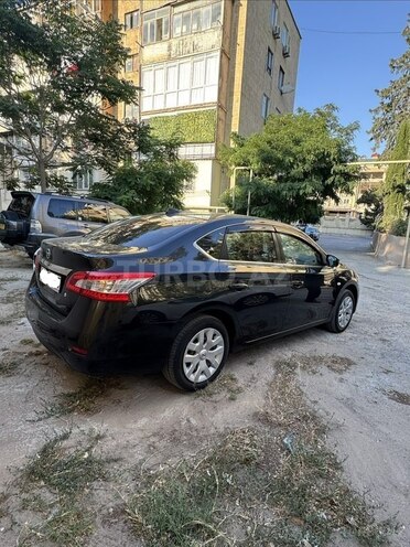Nissan Sentra-5