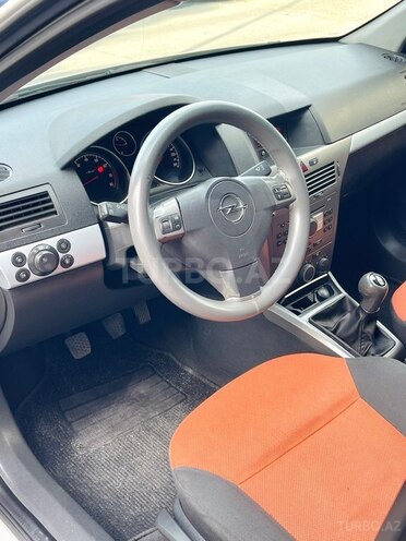 Opel Astra-7