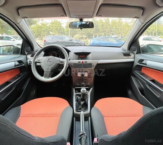 Opel Astra-9