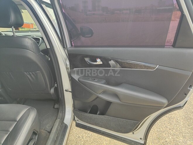 Kia Sorento-7