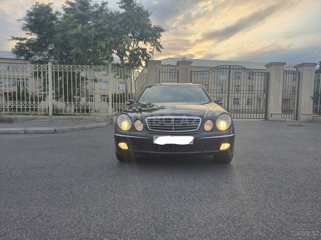 Mercedes E 320-4