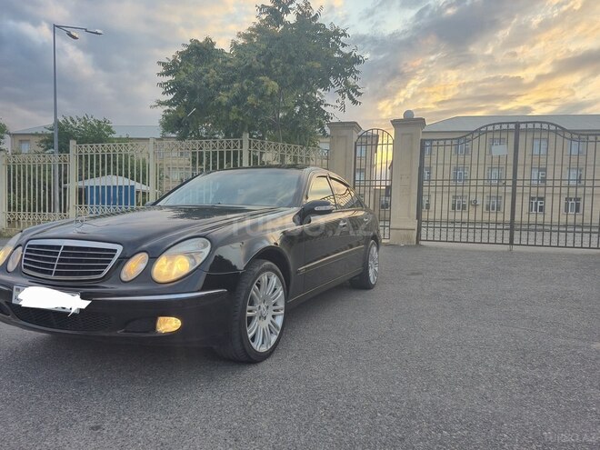 Mercedes E 320-5