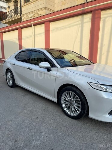 Toyota Camry-3