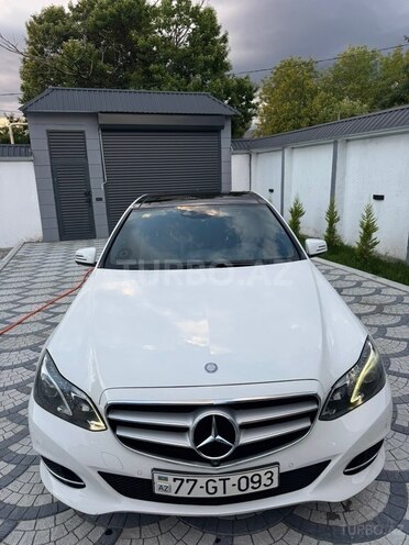 Mercedes E 250 4MATIC-5
