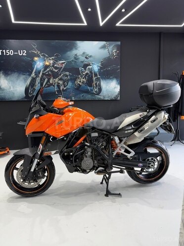KTM 990 Supermoto-11