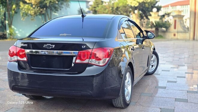 Chevrolet Cruze-8