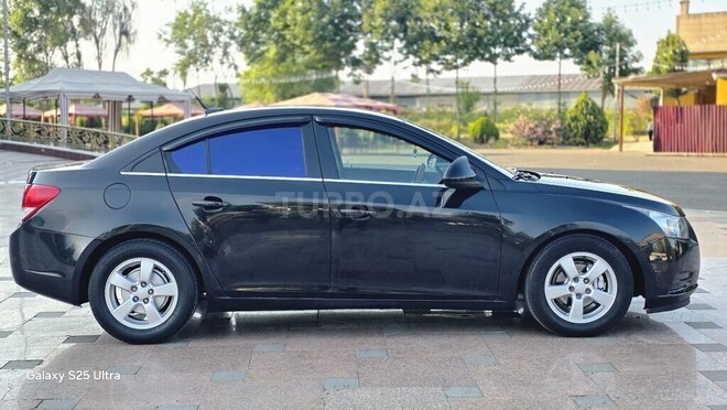 Chevrolet Cruze-11