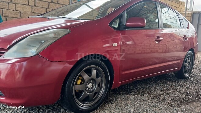 Toyota Prius-5