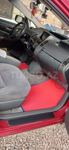 Toyota Prius-10