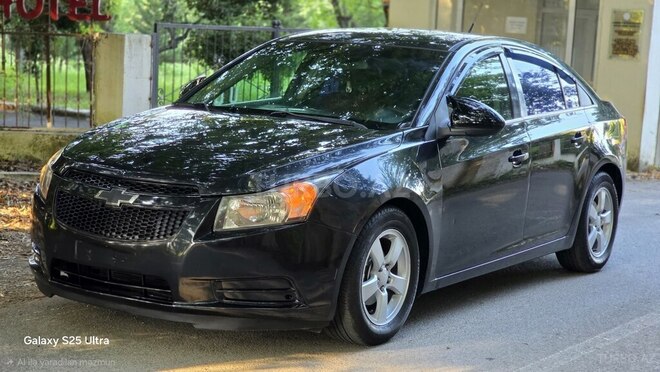 Chevrolet Cruze-1