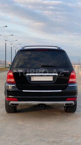 Mercedes GL 550 4MATIC-5