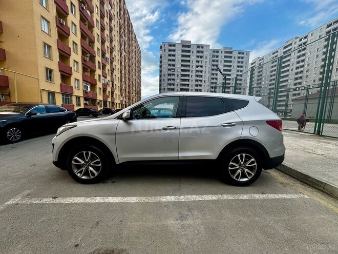 Hyundai Santa Fe-6
