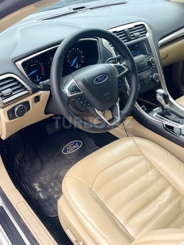 Ford Fusion (North America)-8