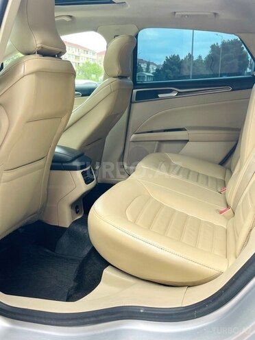 Ford Fusion (North America)-9