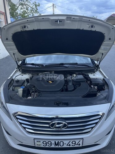 Hyundai Sonata-6
