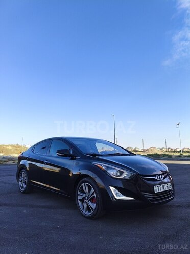 Hyundai Elantra-1