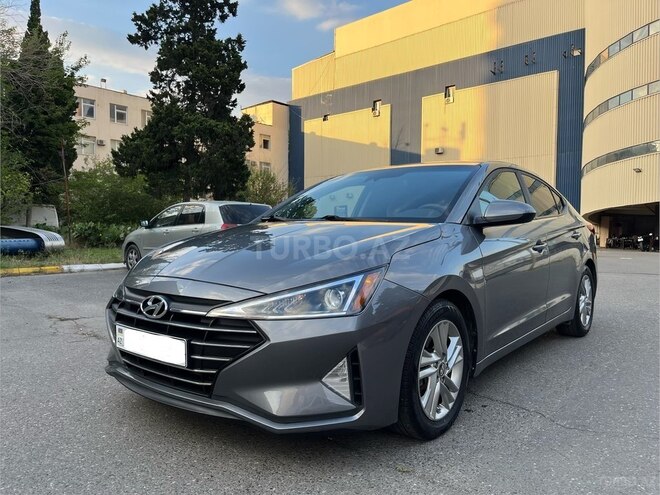 Hyundai Elantra-6