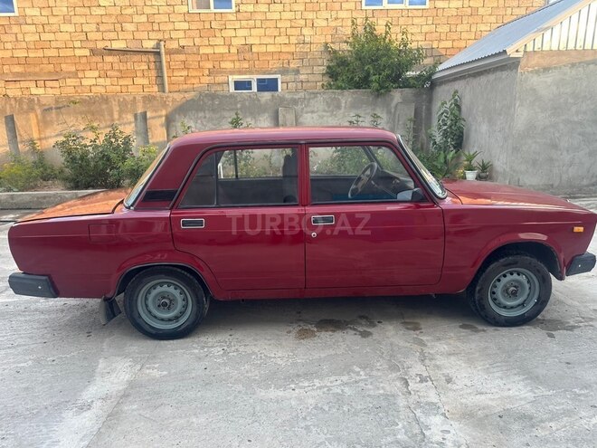 LADA (VAZ) 2107-4