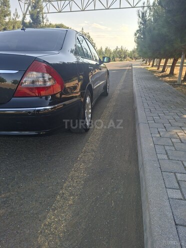Mercedes E 220-9
