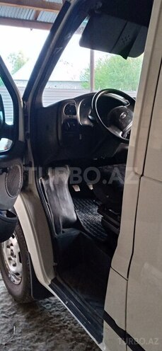 Ford Transit-11