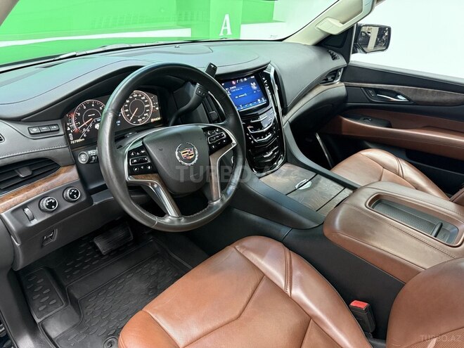 Cadillac Escalade-8