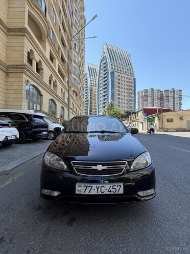 Chevrolet Lacetti-1