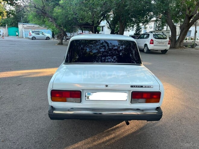 LADA (VAZ) 2107-2