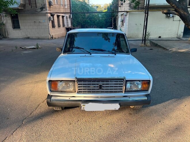 LADA (VAZ) 2107-1