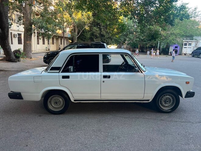 LADA (VAZ) 2107-9