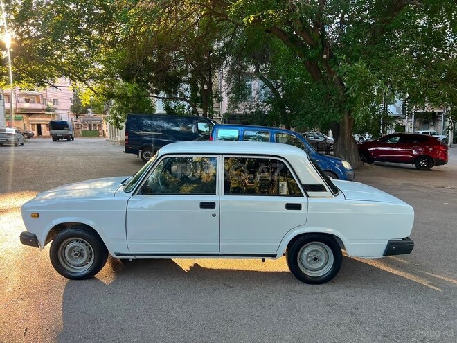 LADA (VAZ) 2107-6
