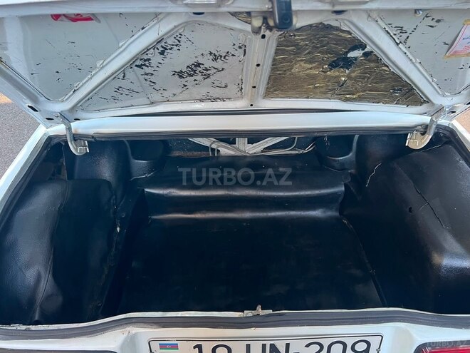 LADA (VAZ) 2107-10