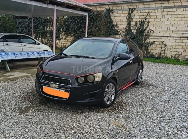 Chevrolet Aveo-1