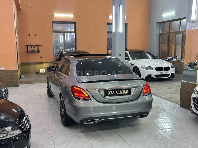 Mercedes C 300-21