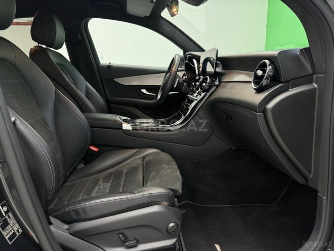 Mercedes GLC 200 4MATIC-10