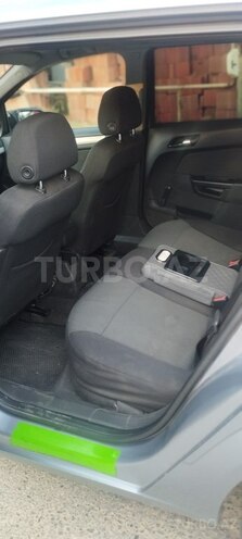 Opel Astra-21